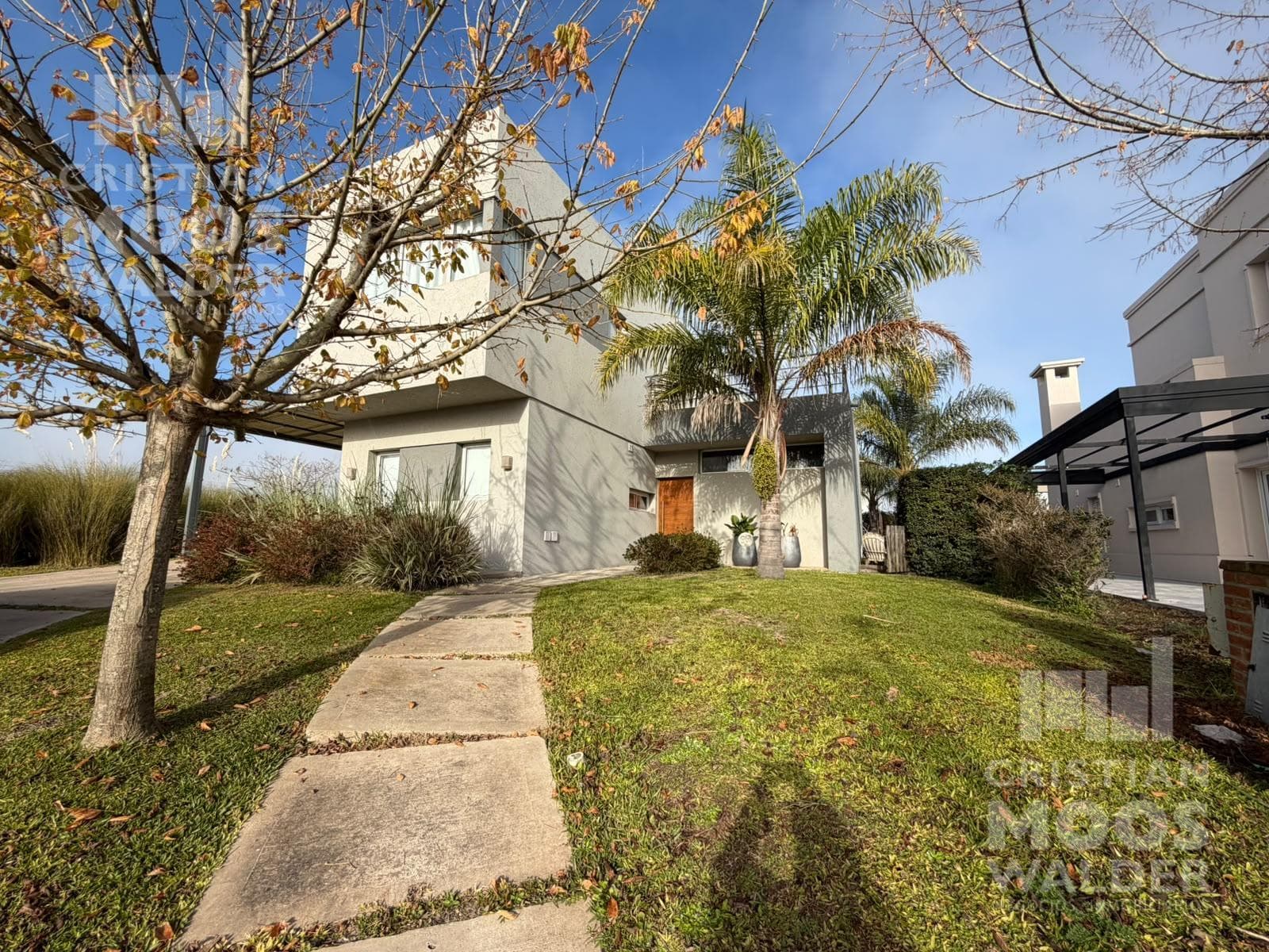 Three-Bedroom House for Sale in Araucarias, Puertos del Lago