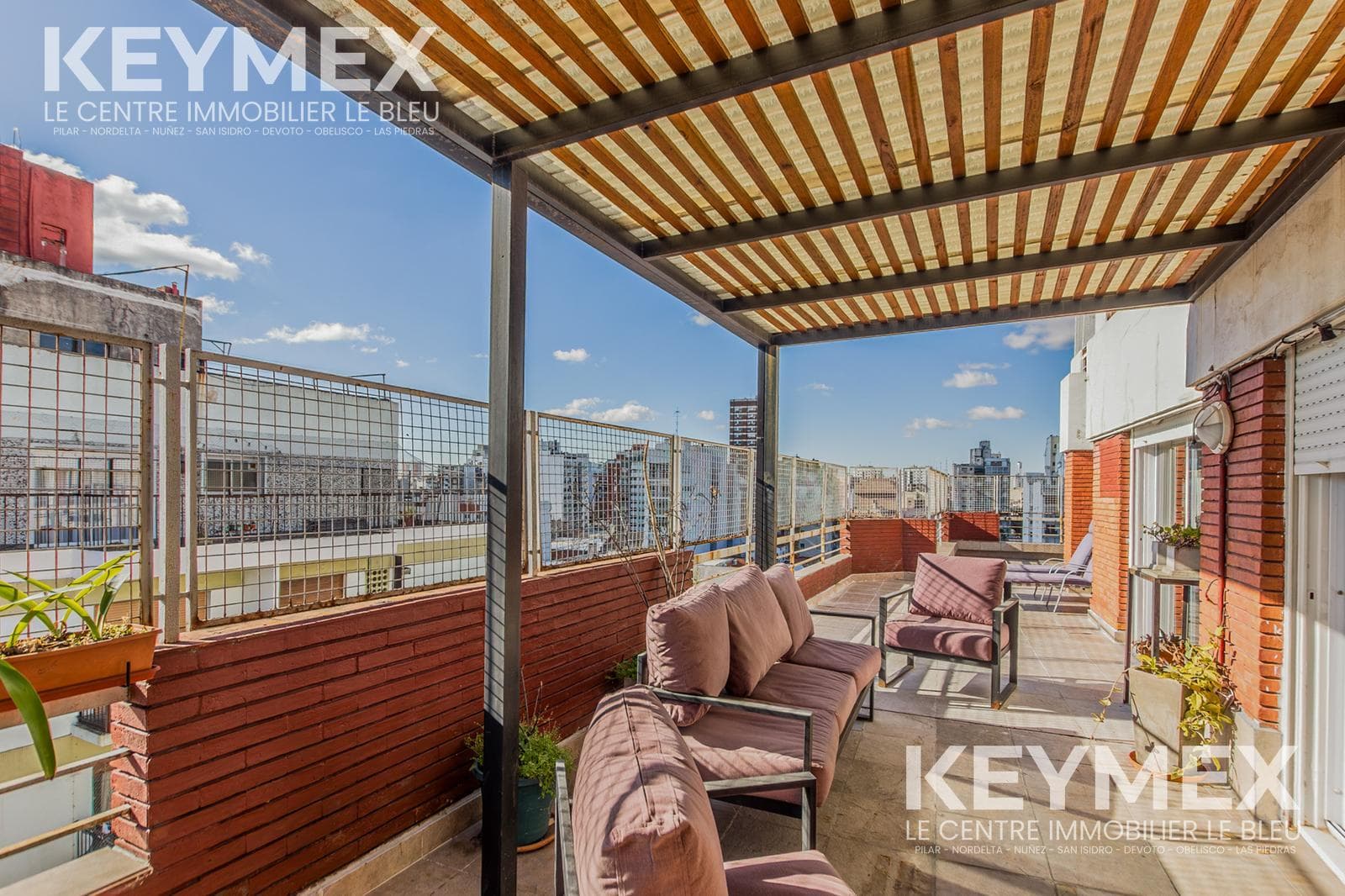 5-room apartment for sale in Balvanera with a balcony, terrace, and garage