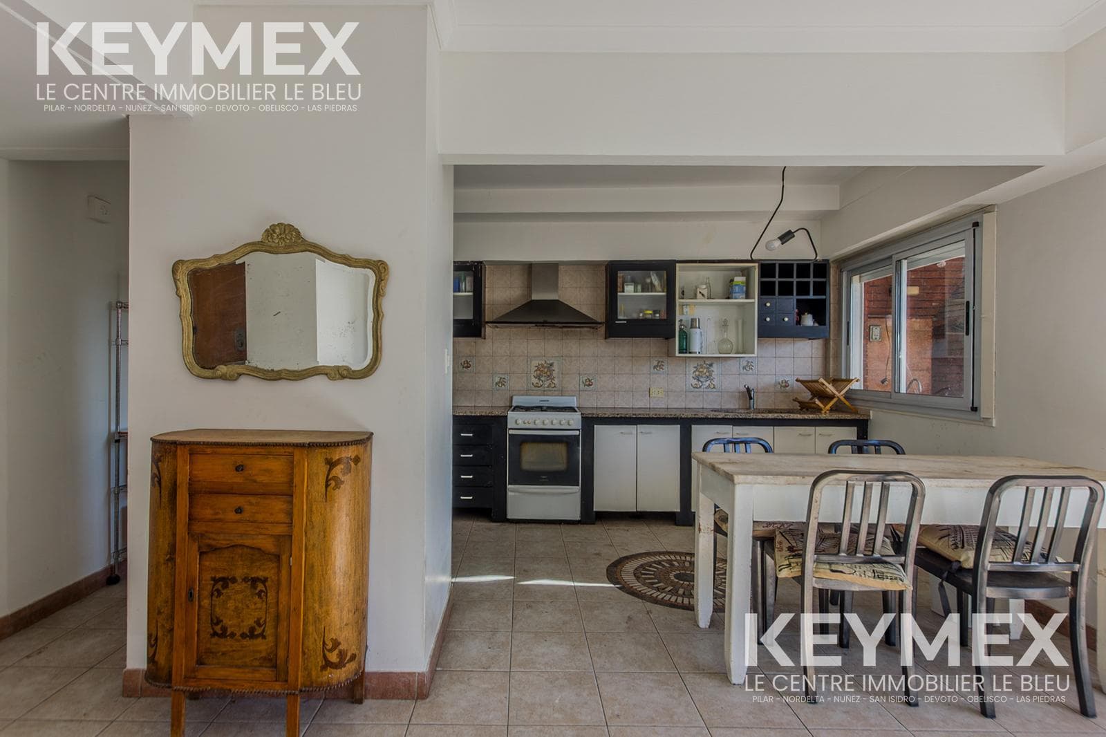 5-room apartment for sale in Balvanera with a balcony, terrace, and garage