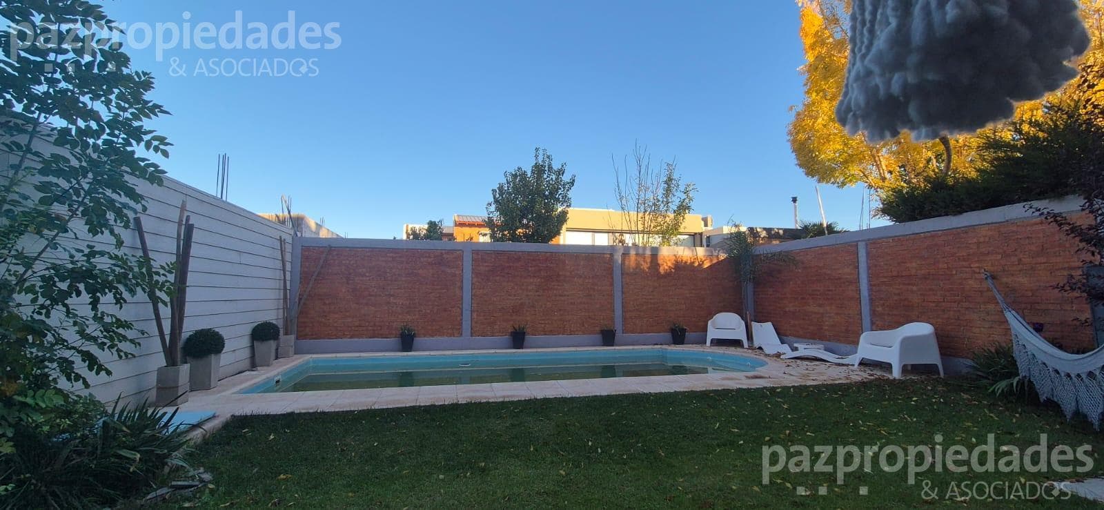 For Sale: 4-Bedroom House with Pool in B. Rincon de Emilio
