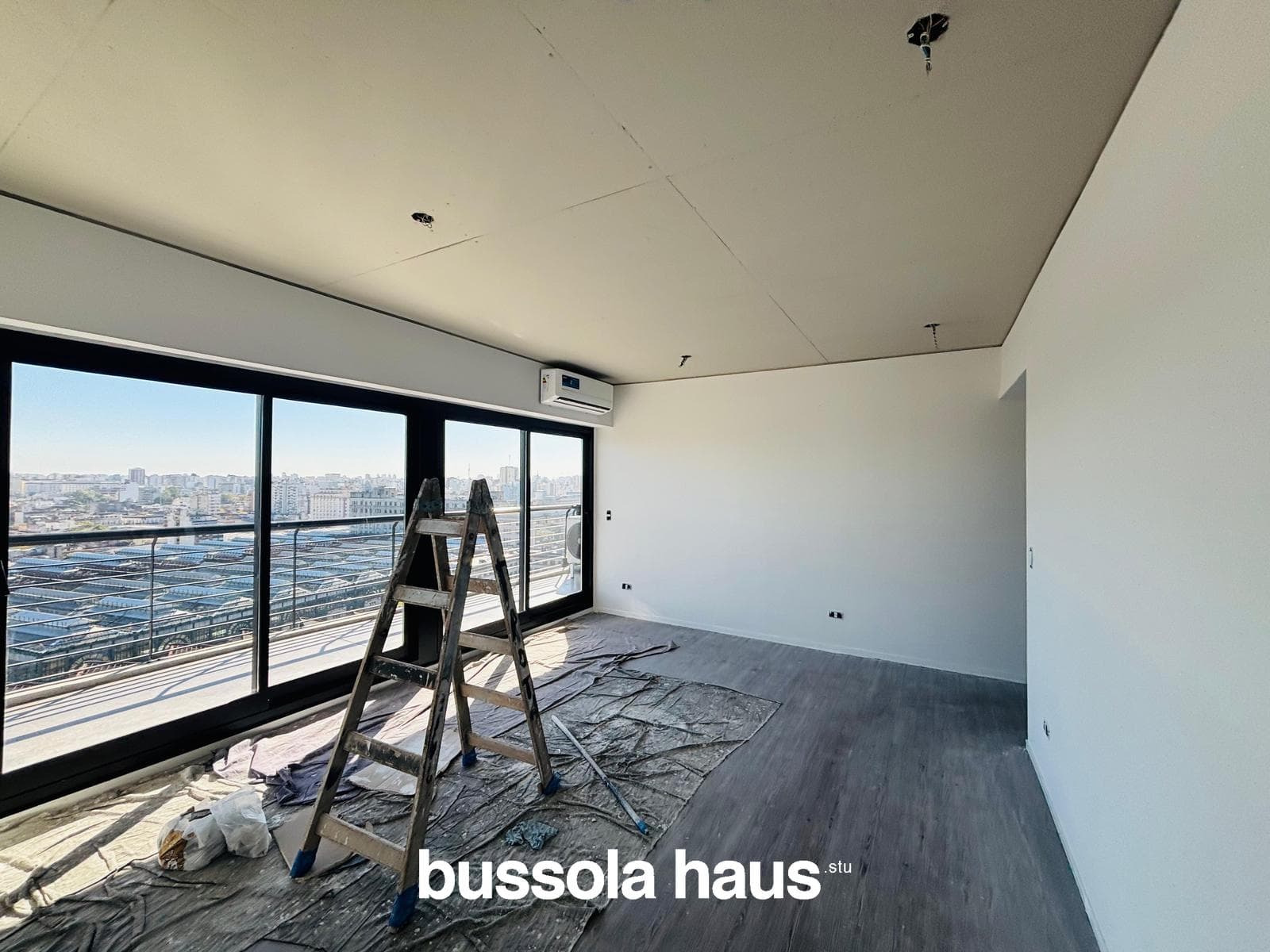 4-room apartment for sale. Barracas