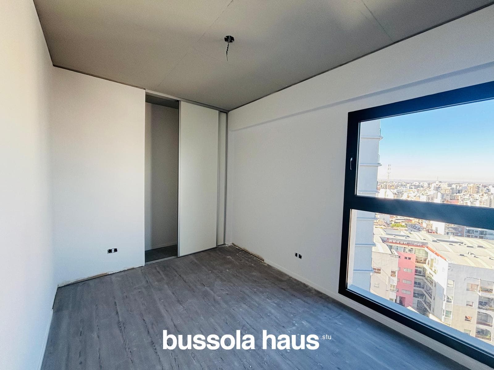 4-room apartment for sale. Barracas