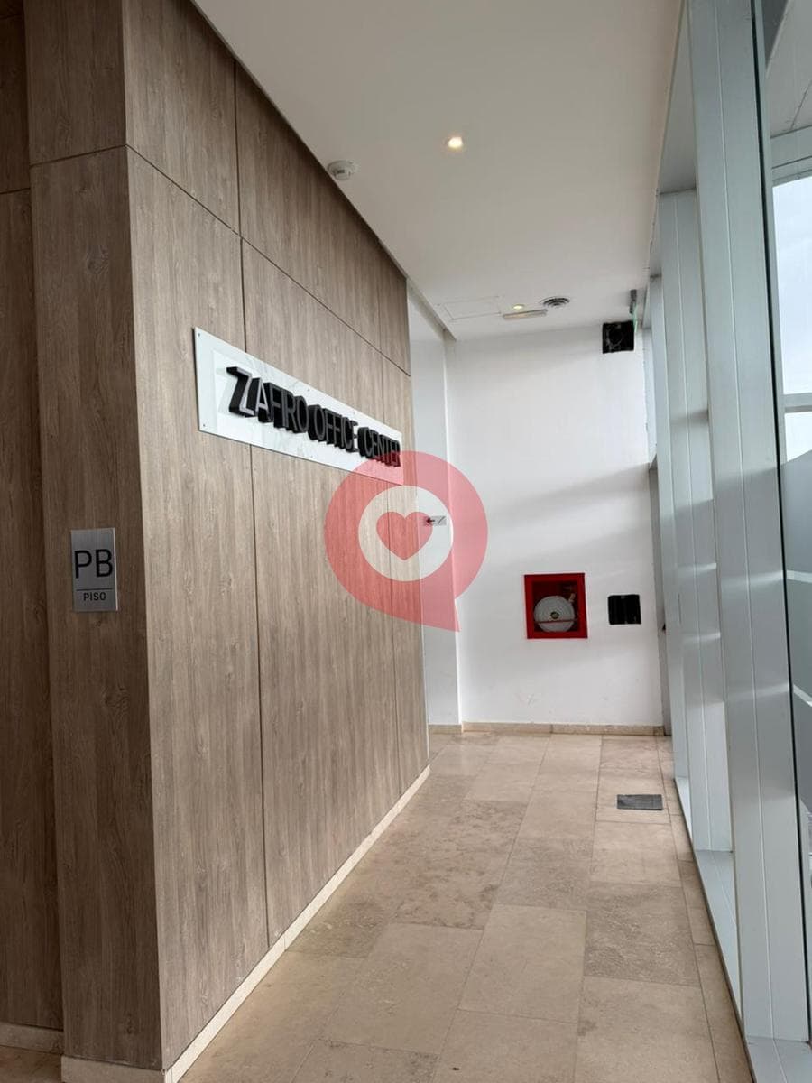 Office for Rent (with Option to Purchase) measuring 241 m² (ZAFIRO Tower)
