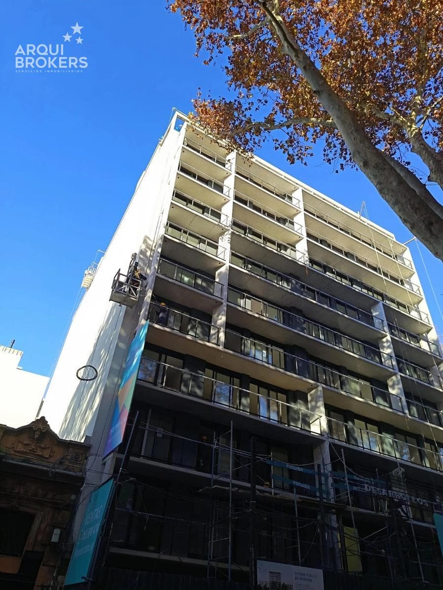 One-bedroom apartment for sale in Cordón - 908