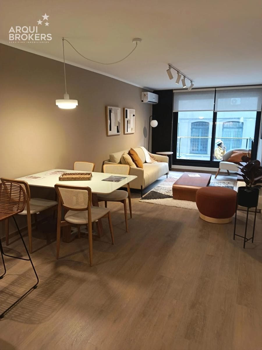 One-bedroom apartment for sale in Cordón - 908
