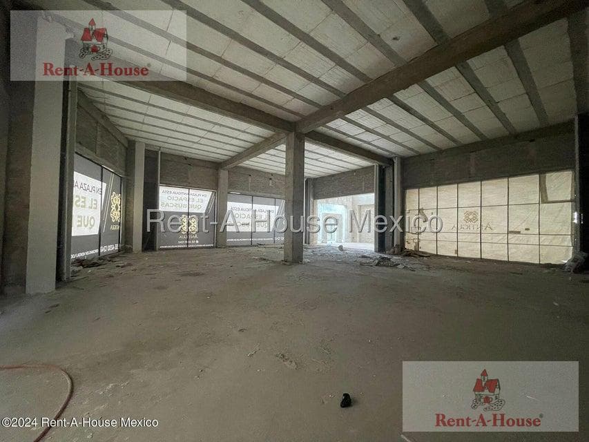 Office for Rent in Atizapan de Zaragoza, Hacienda de Valle Escondido, RT 26-3055.