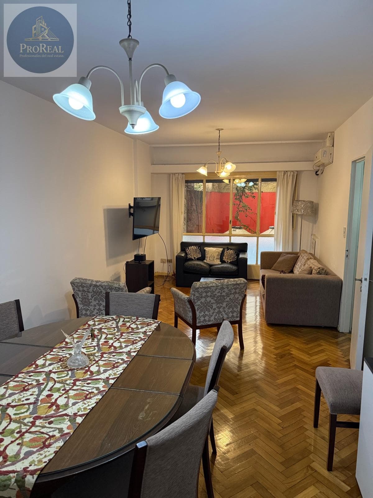 3-room apartment with a maid's quarters and a storage room