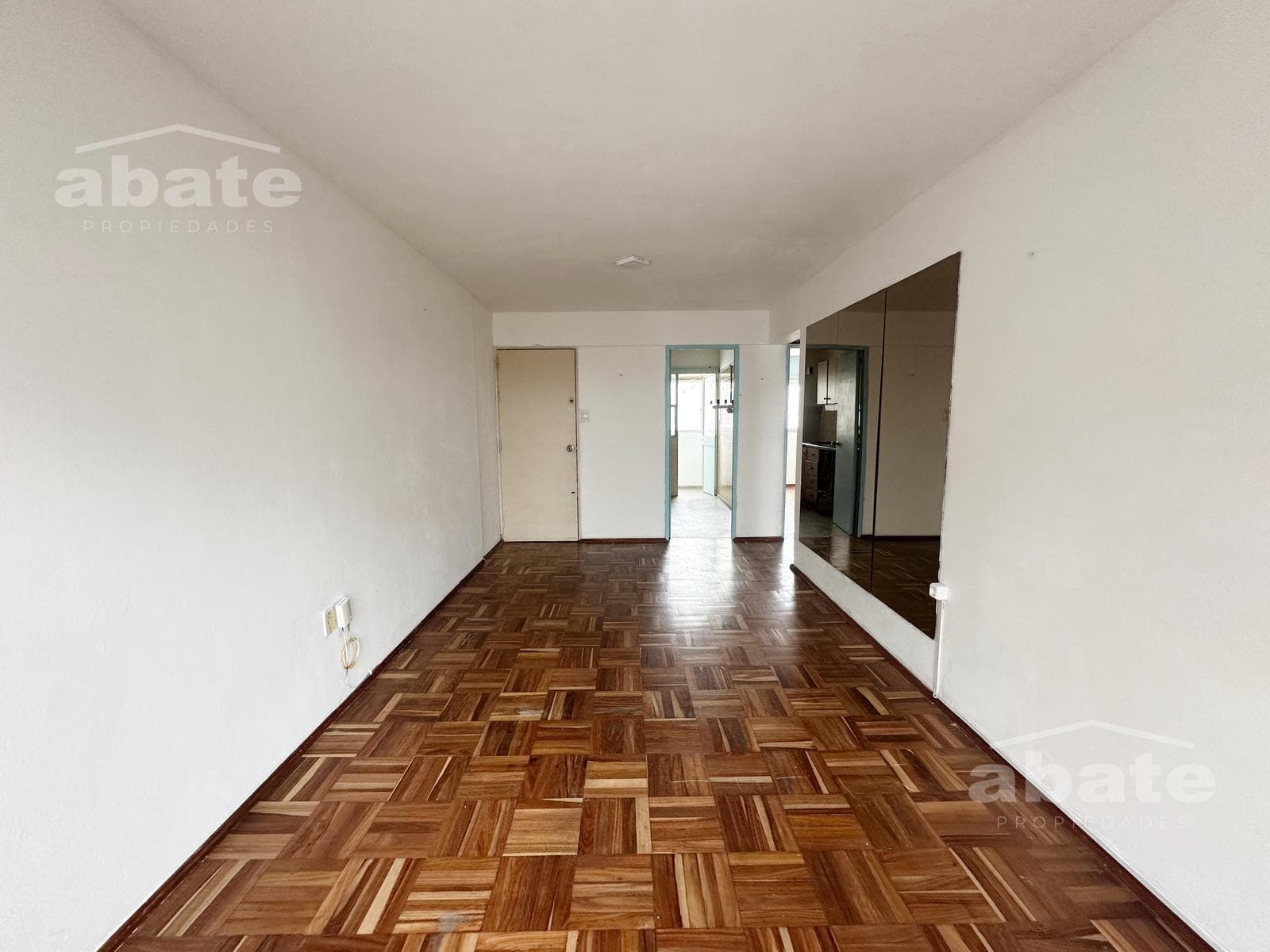 2-Bedroom Apartment for Rent in Parque Rodó