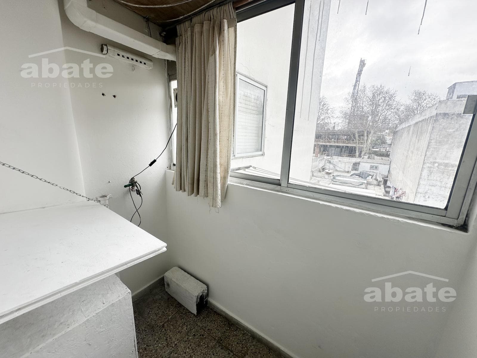 2-Bedroom Apartment for Rent in Parque Rodó