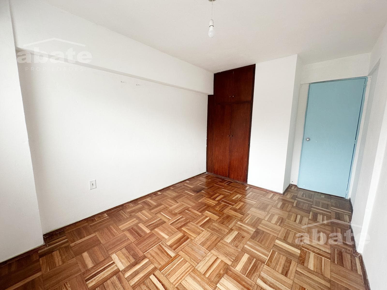 2-Bedroom Apartment for Rent in Parque Rodó
