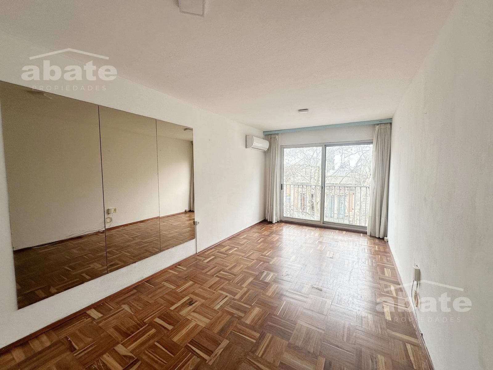 2-Bedroom Apartment for Rent in Parque Rodó