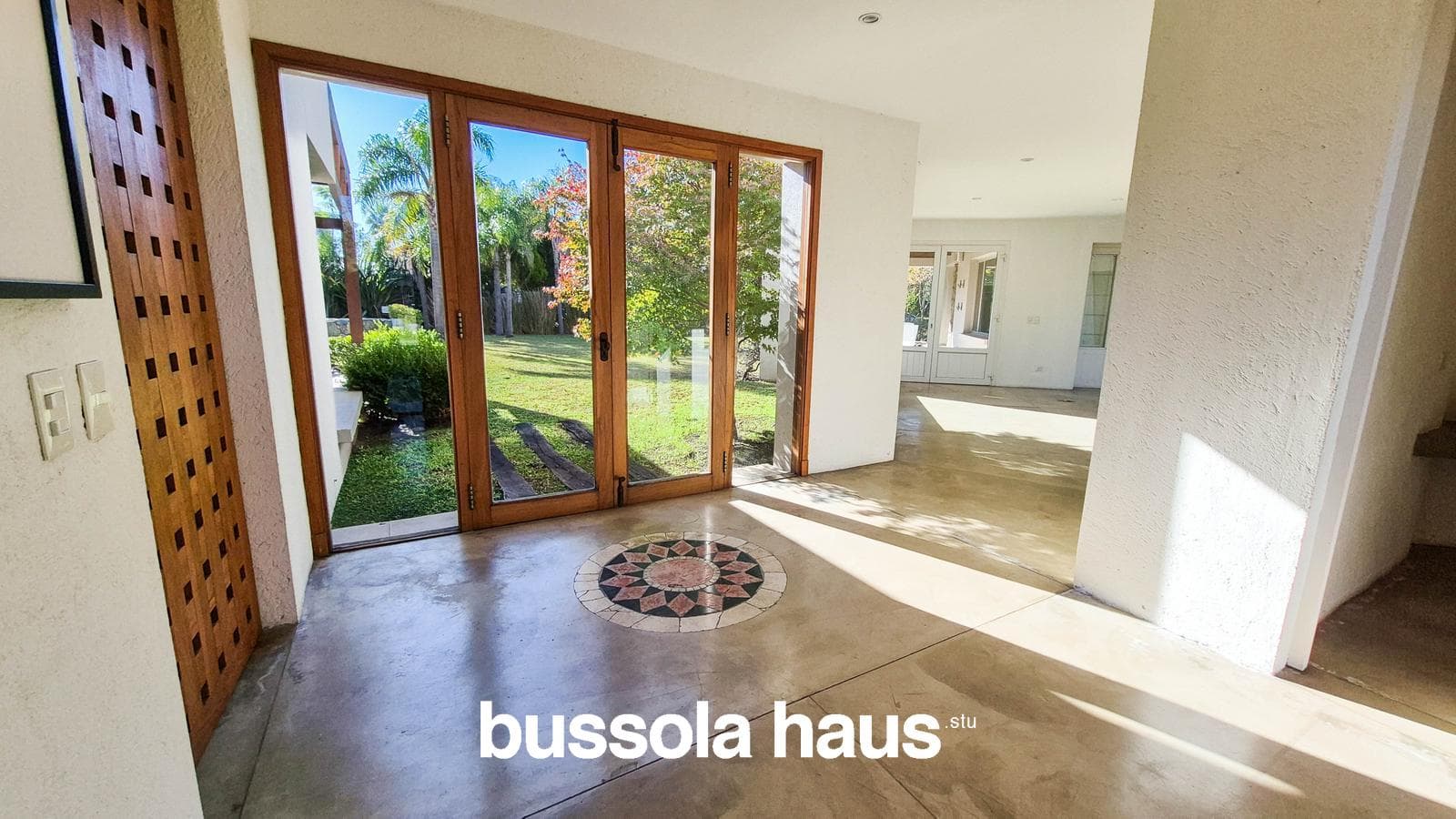 House for sale: 5-bedroom home on an interior lot in Los Castores, Nordelta