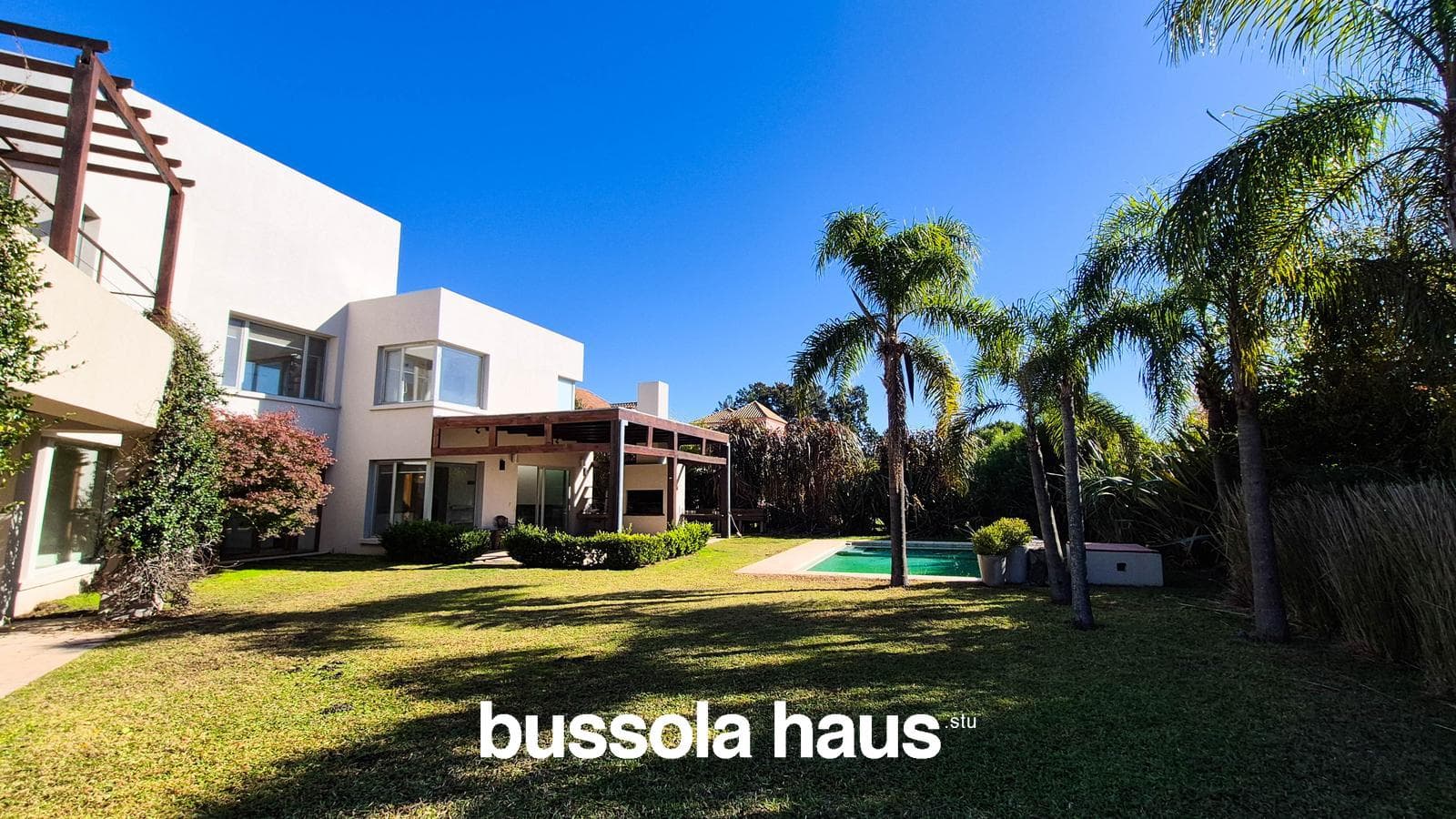 House for sale: 5-bedroom home on an interior lot in Los Castores, Nordelta