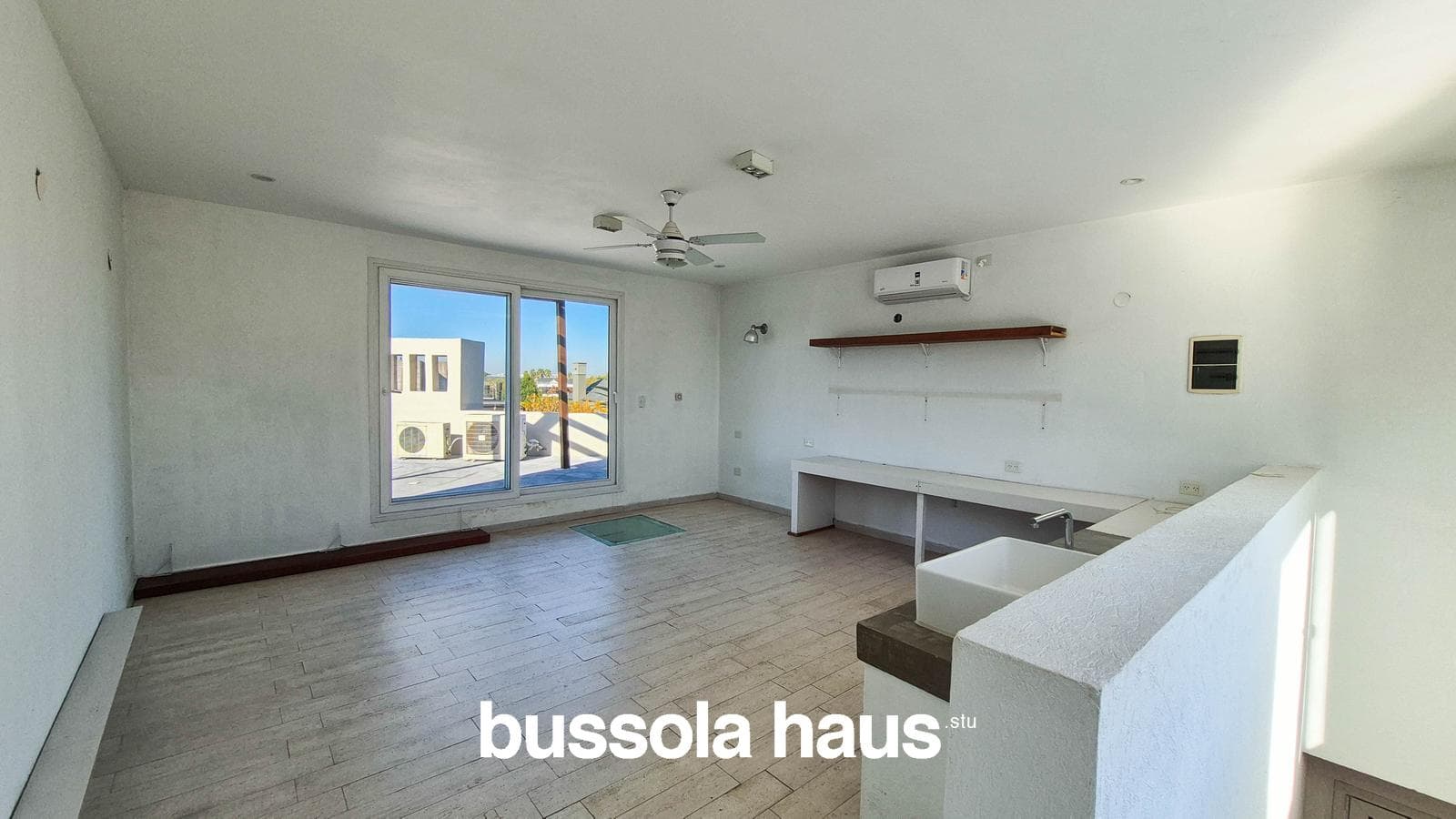 House for sale: 5-bedroom home on an interior lot in Los Castores, Nordelta