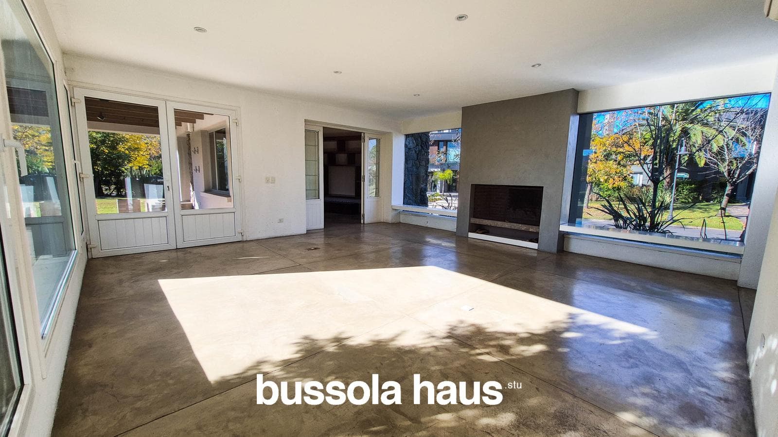 House for sale: 5-bedroom home on an interior lot in Los Castores, Nordelta