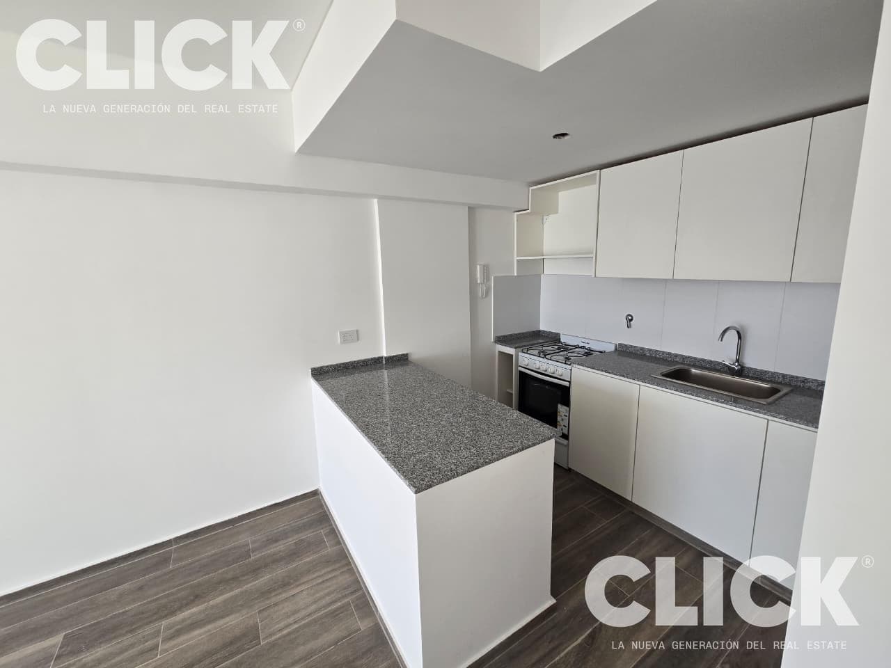 For Sale - 3-room apartment with a long balcony - Brand-new - Upper floor - Centenario Park
