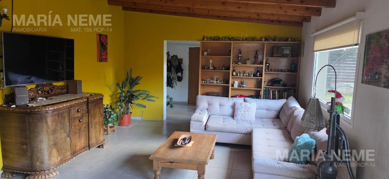 House in Dina Huapi