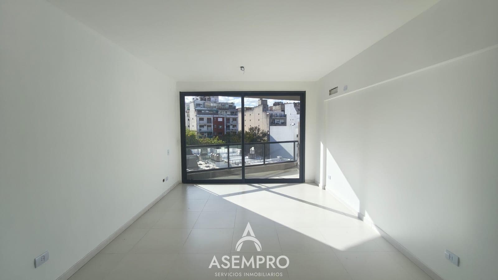 Venta de Monoambiente en Villa del Parque vista abierta a estrenar