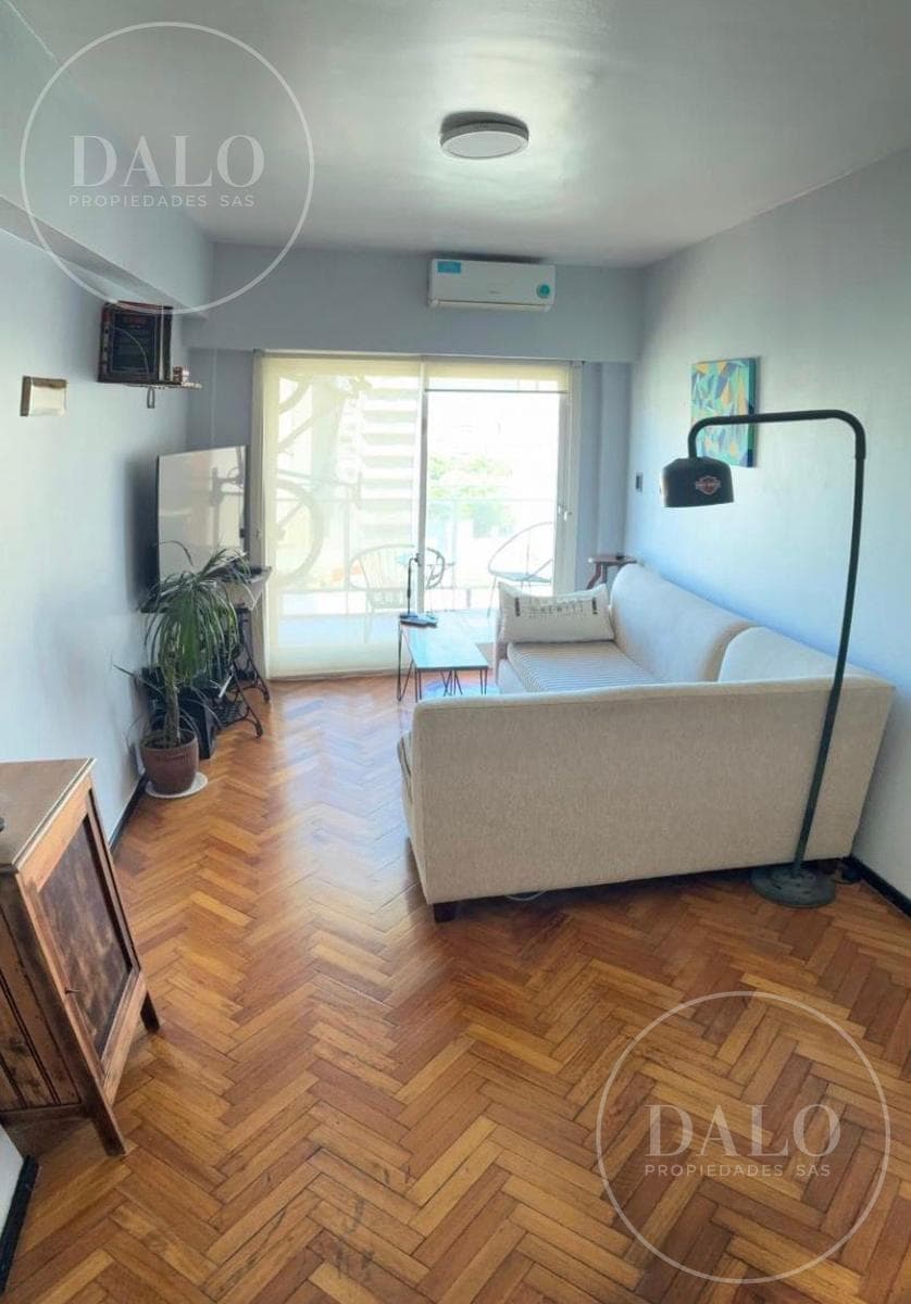 Beautiful, Very Bright 2-Room Apartment in San Cristóbal