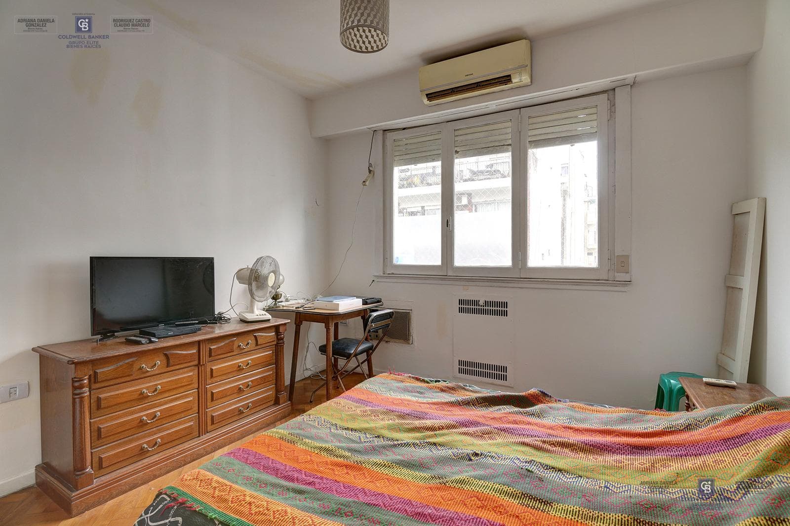 Venta Departamento 3 ambiente con dependencia, zona caballito norte.