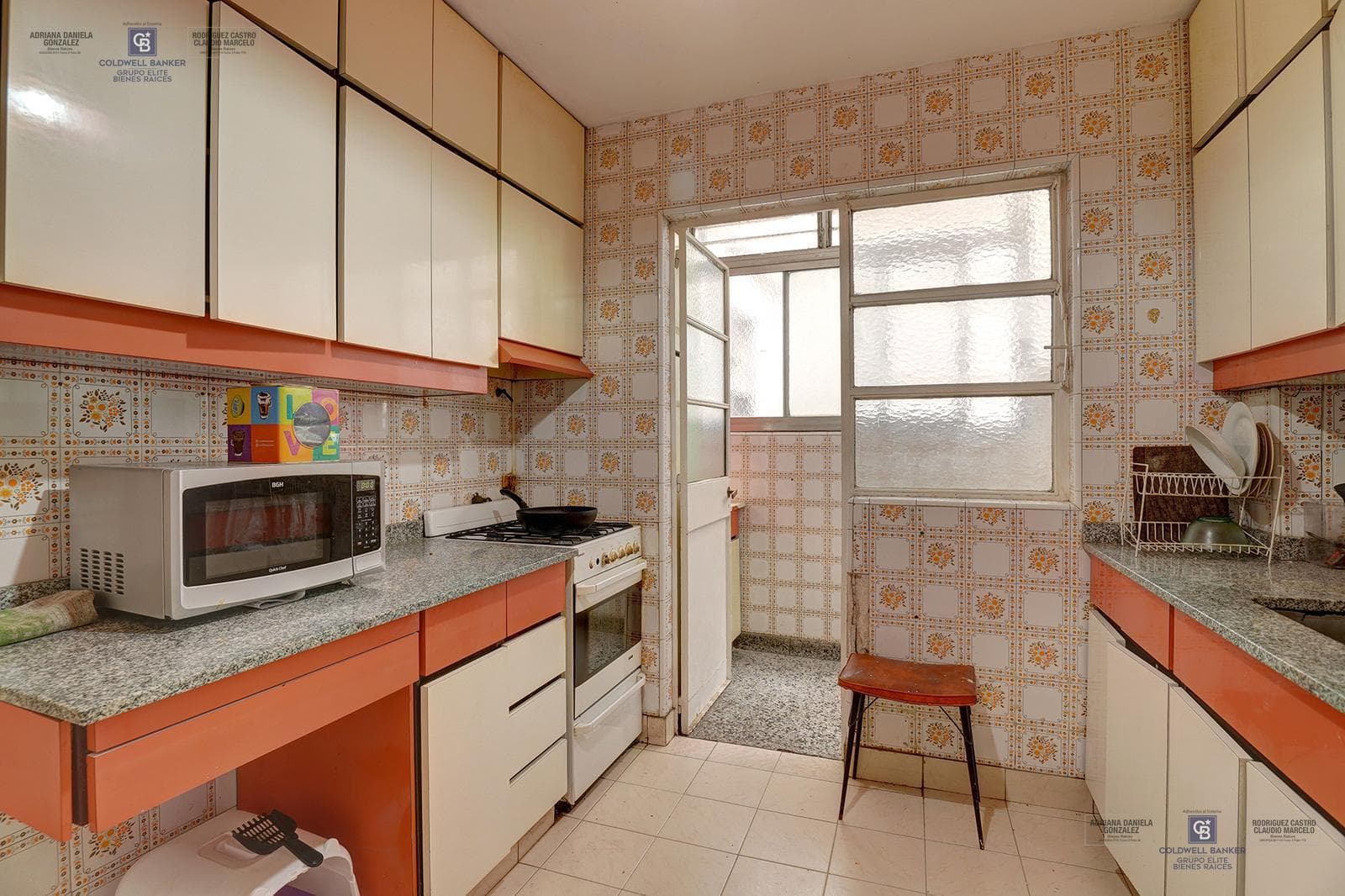Venta Departamento 3 ambiente con dependencia, zona caballito norte.