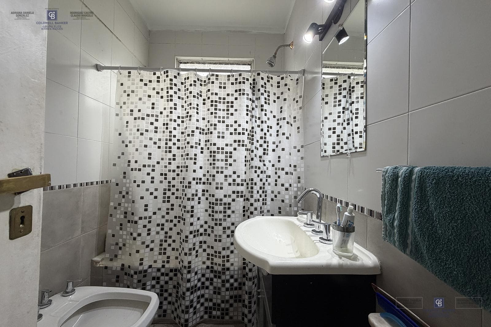 Venta Departamento 3 ambiente con dependencia, zona caballito norte.