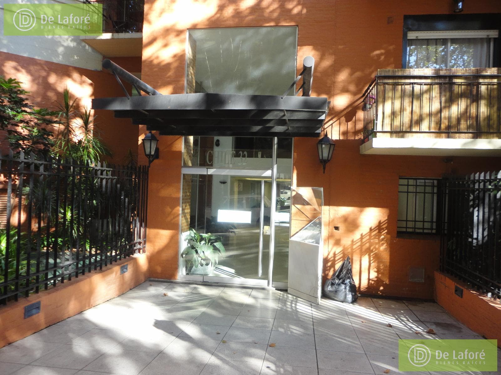 For Rent - 2-Bedroom Apartment in San Isidro with a Balcony—Excellent Location
