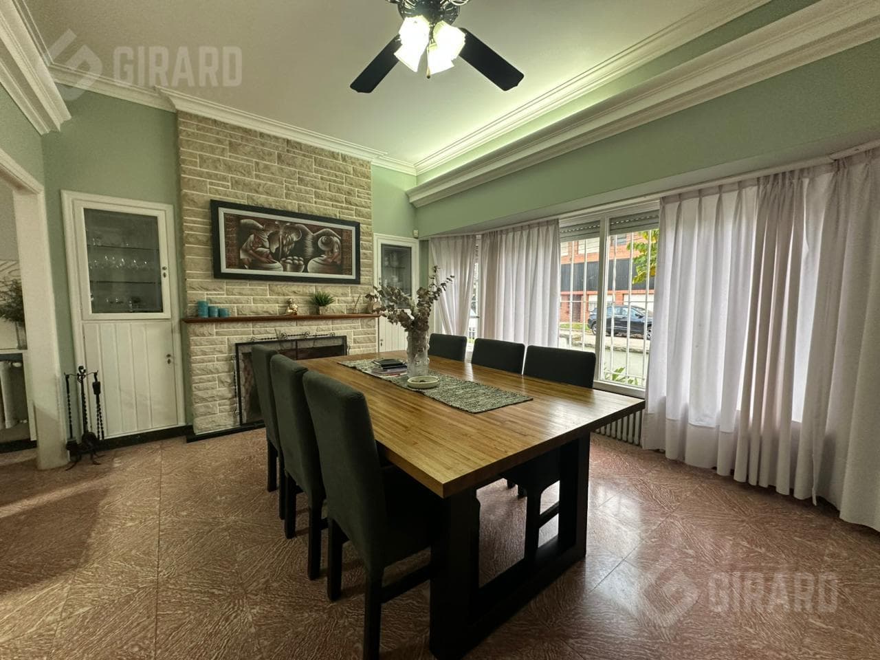 4-room house with a yard in Villa Primera