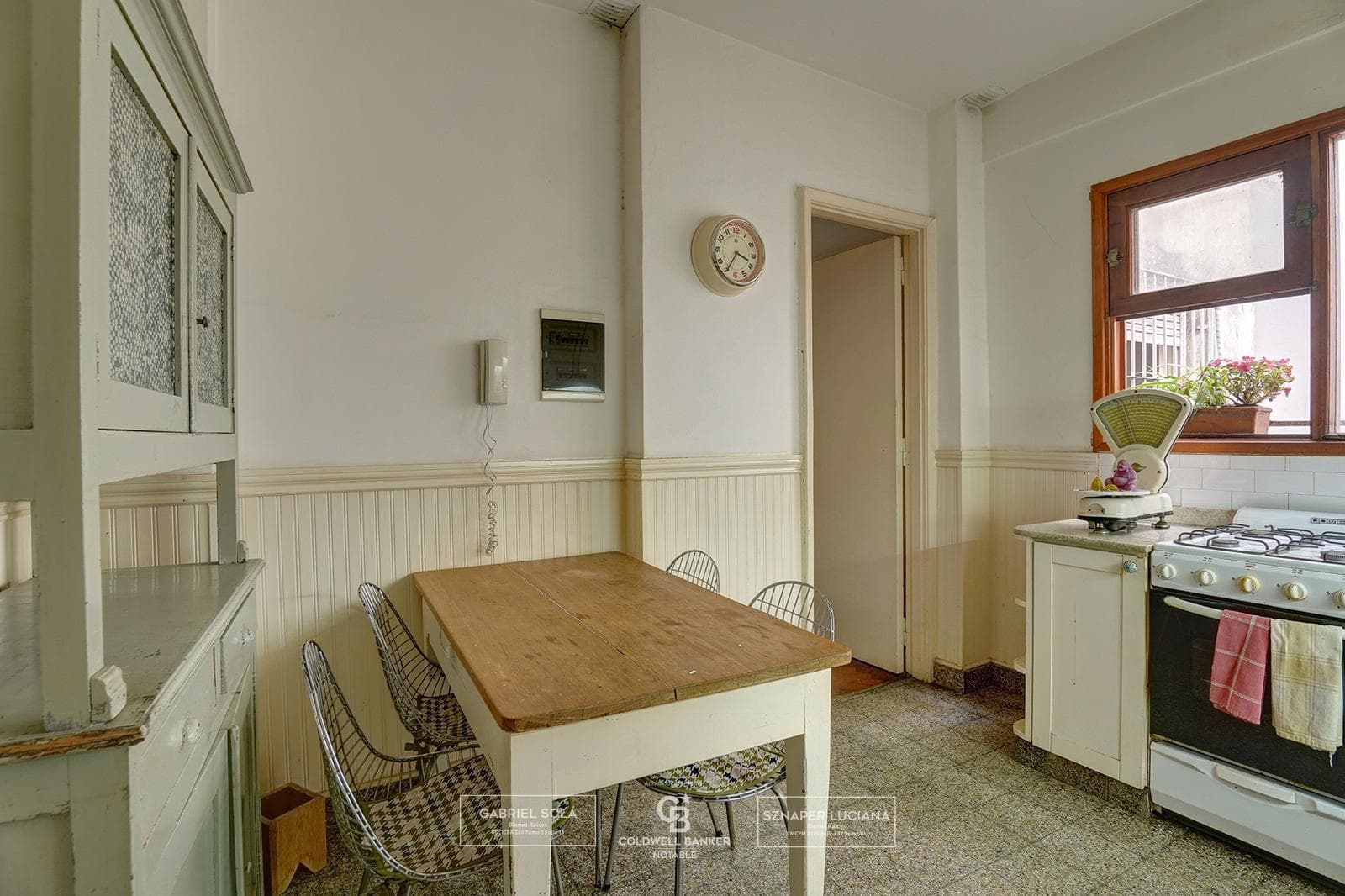 4-Room Apartment for Sale