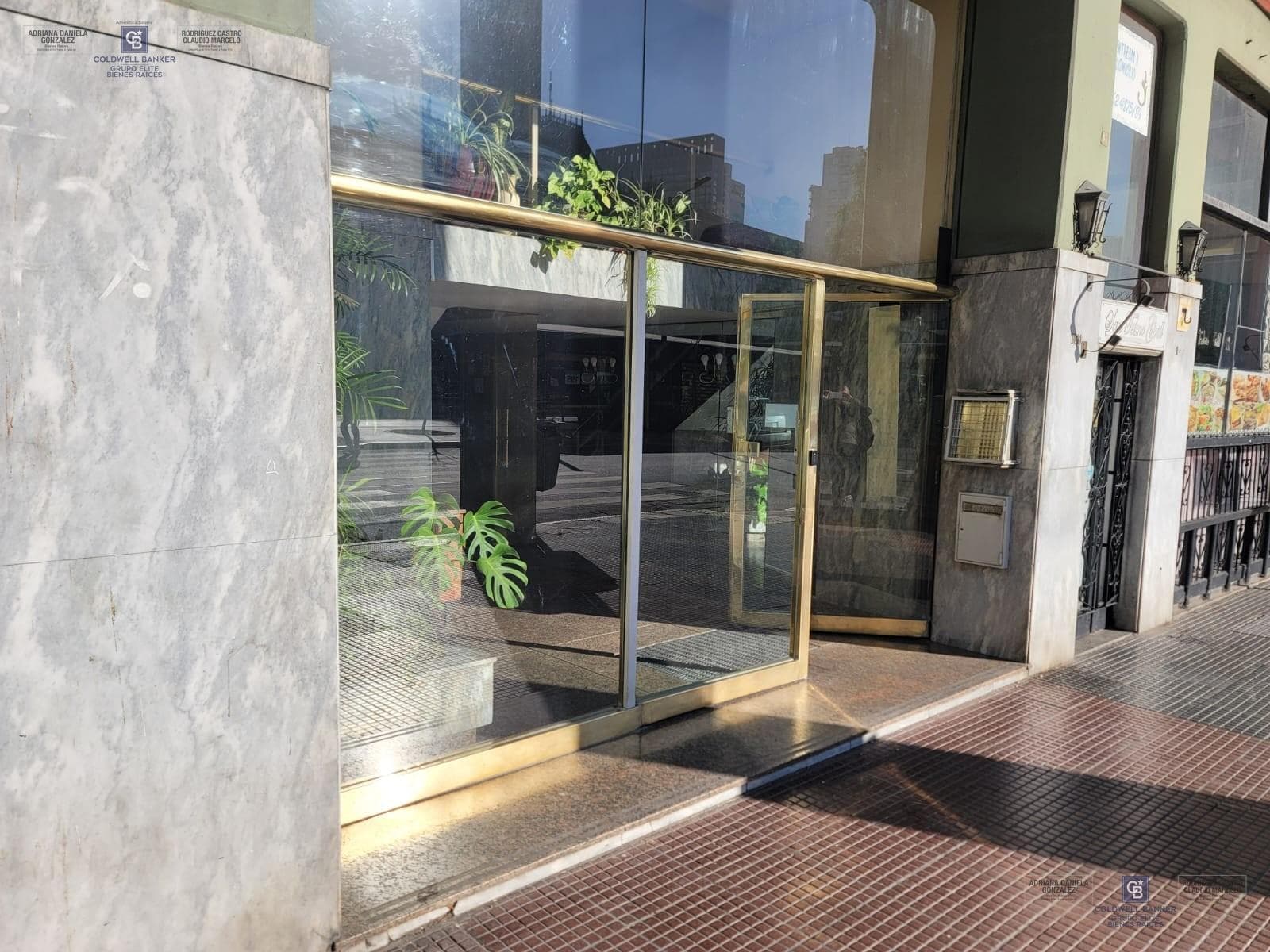 2-Room Apartment for Sale with Balcony in San Telmo