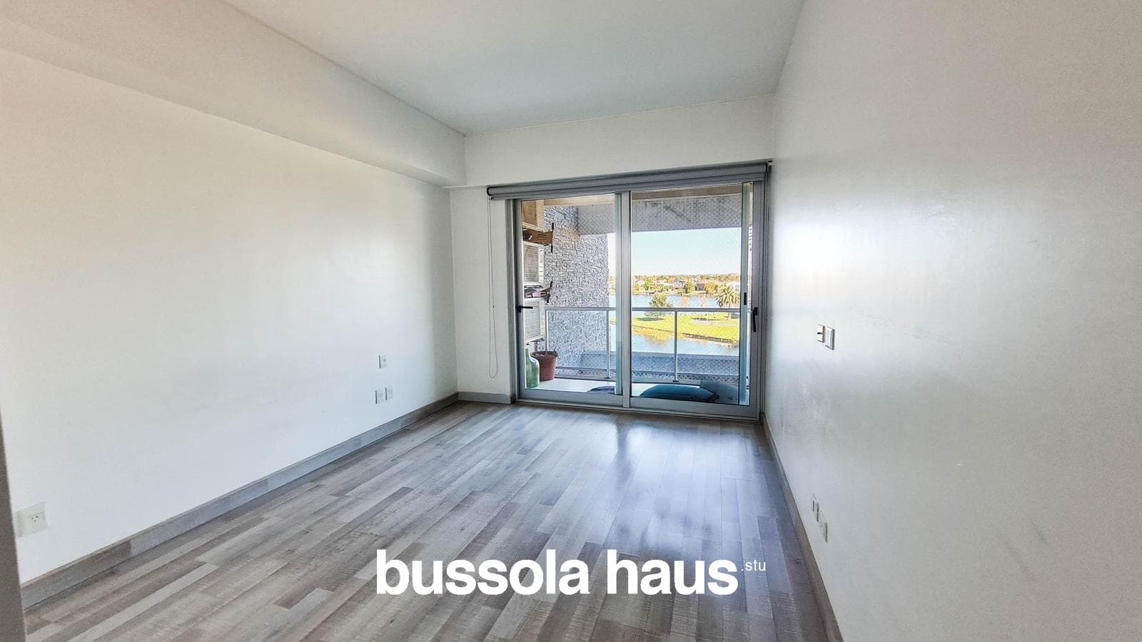 3-room apartment overlooking the lake in Yoo Nordelta