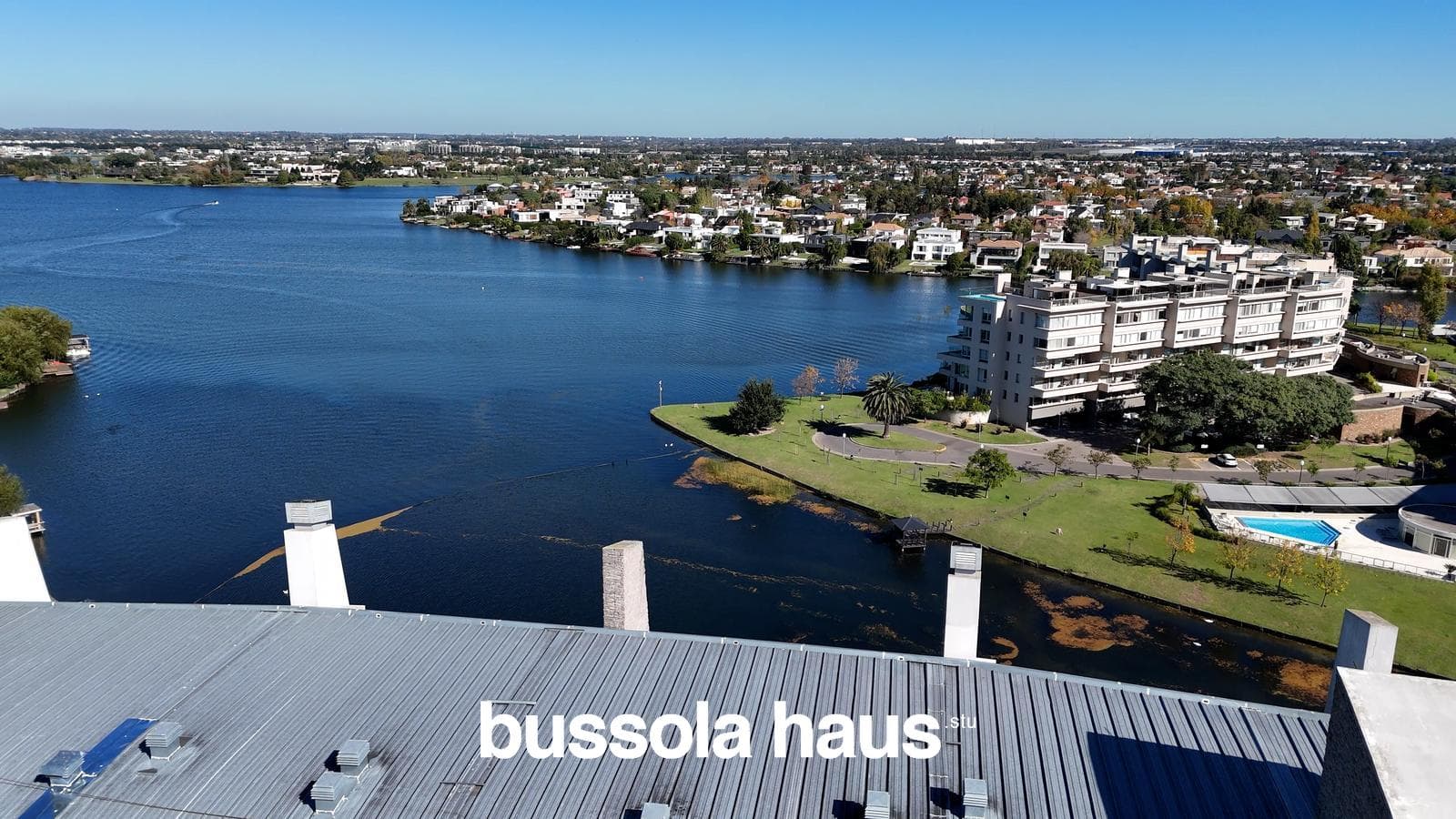 3-room apartment overlooking the lake in Yoo Nordelta