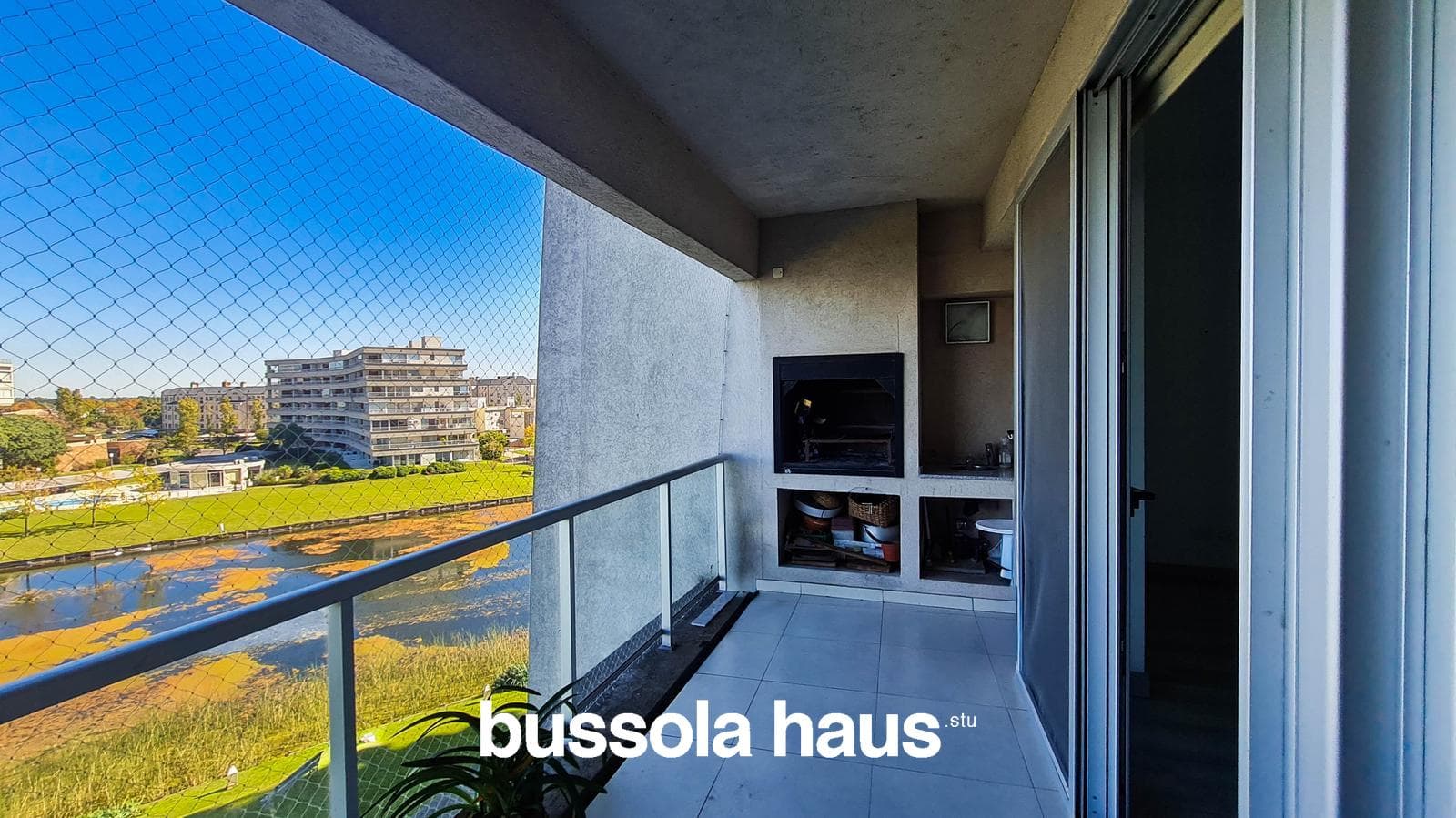 3-room apartment overlooking the lake in Yoo Nordelta