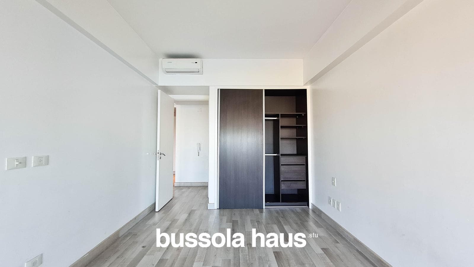 3-room apartment overlooking the lake in Yoo Nordelta