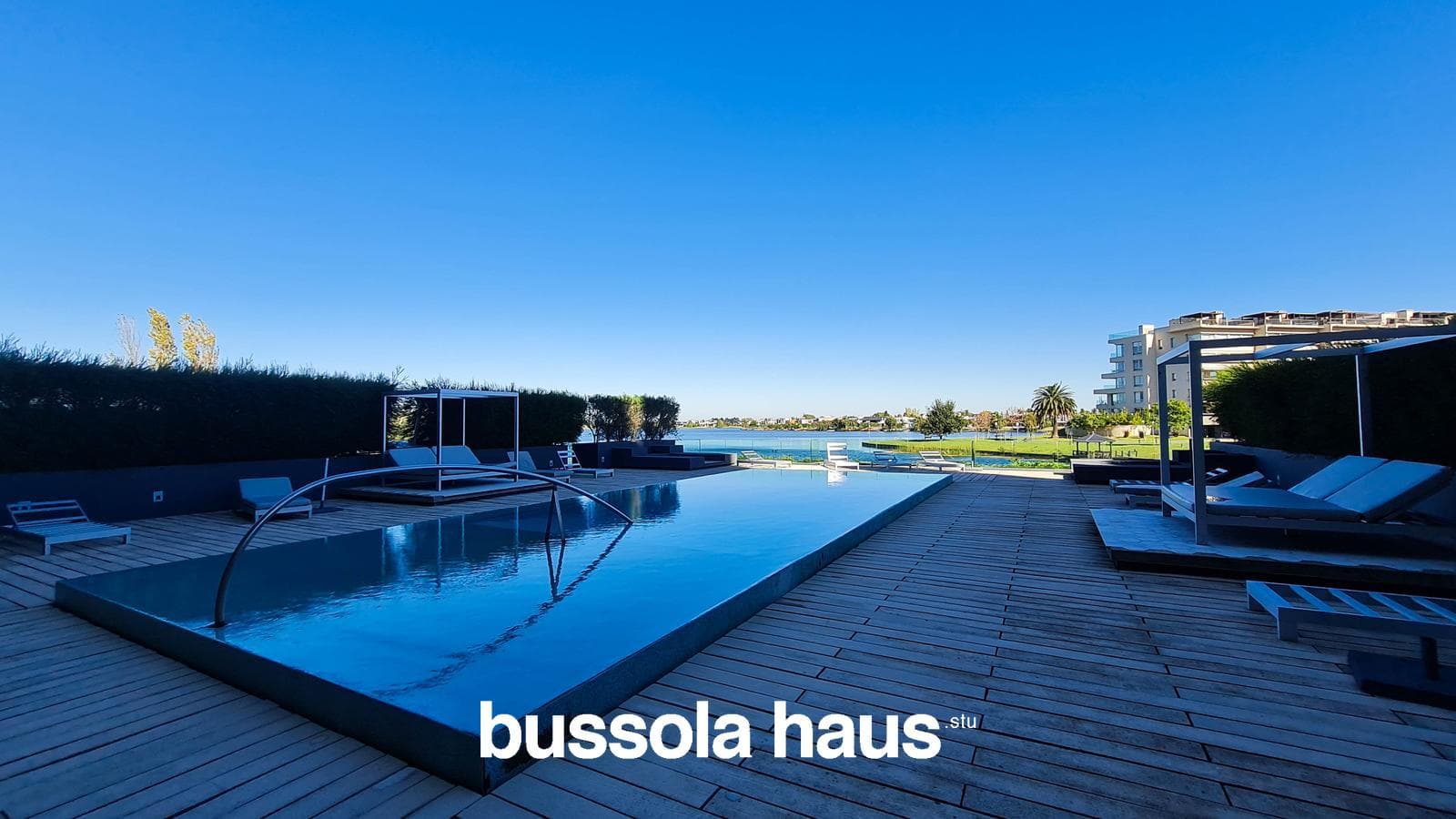 3-room apartment overlooking the lake in Yoo Nordelta