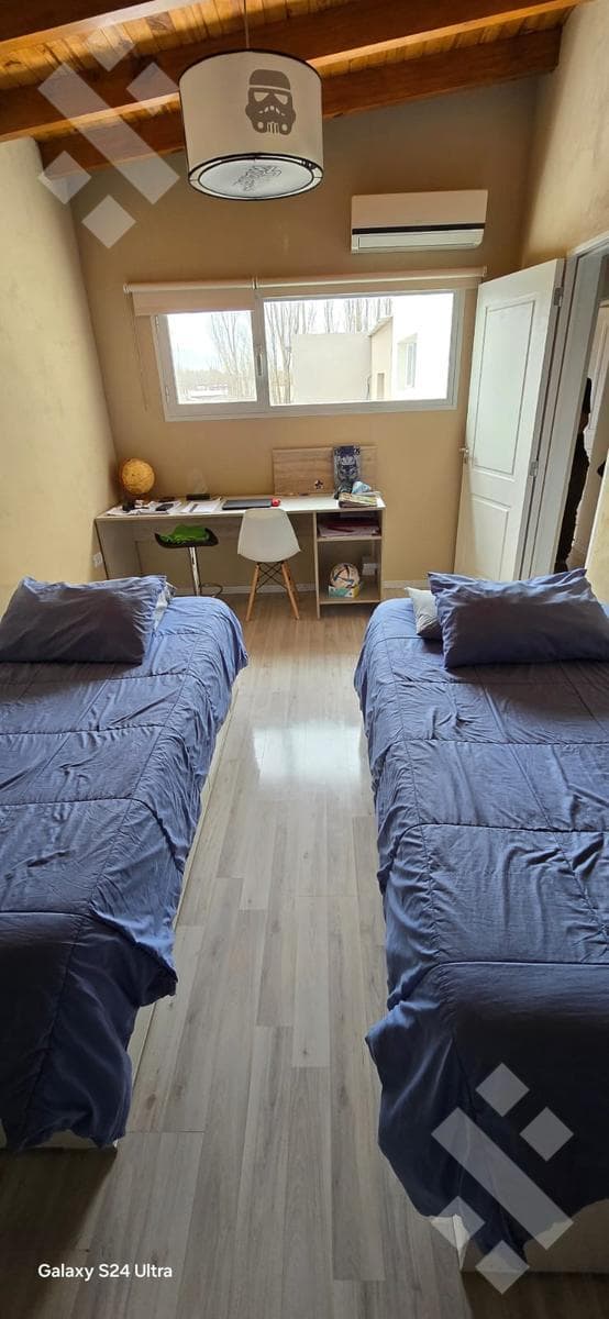 For Sale | 3-Bedroom House | Eligible for a Mortgage | Las Lilas Neighborhood, Plottier