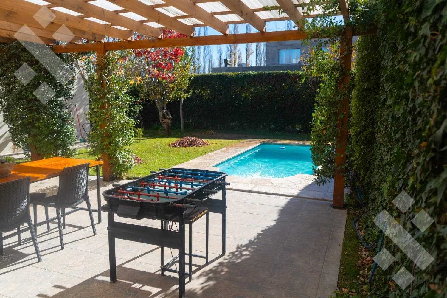 For Sale | 3-Bedroom House | Eligible for a Mortgage | Las Lilas Neighborhood, Plottier