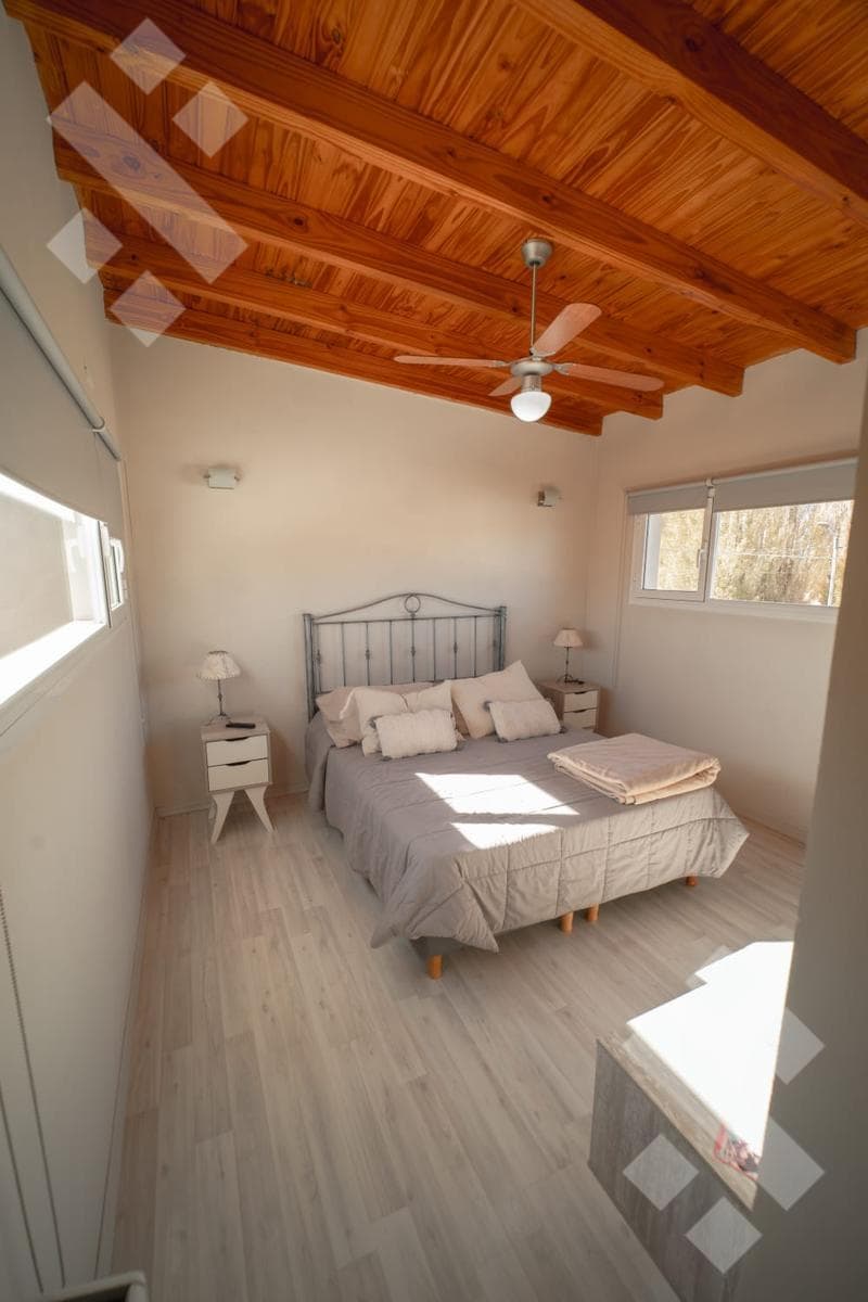 For Sale | 3-Bedroom House | Eligible for a Mortgage | Las Lilas Neighborhood, Plottier