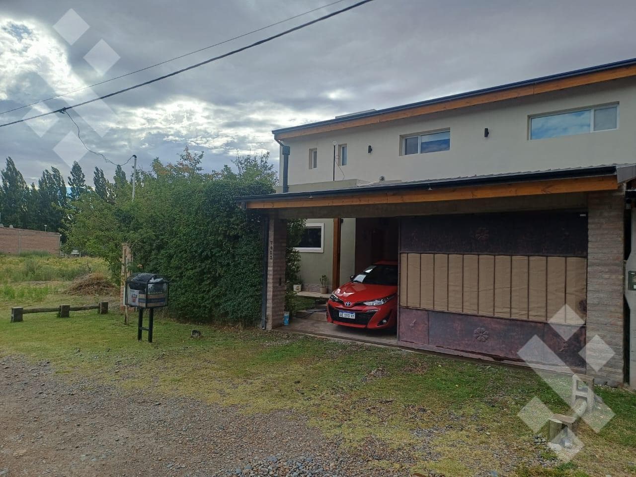 For Sale | 3-Bedroom House | Eligible for a Mortgage | Las Lilas Neighborhood, Plottier
