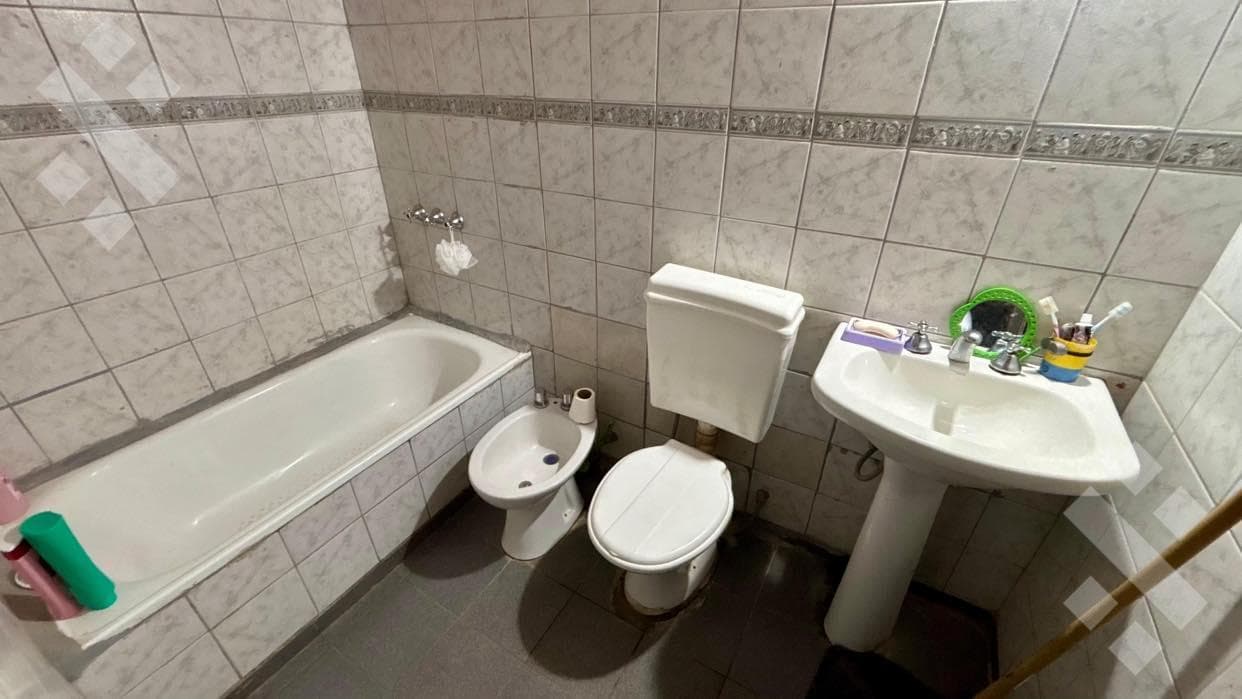 FOR SALE: 3-bedroom house in the Sarmiento neighborhood, Centenario, Neuquén.