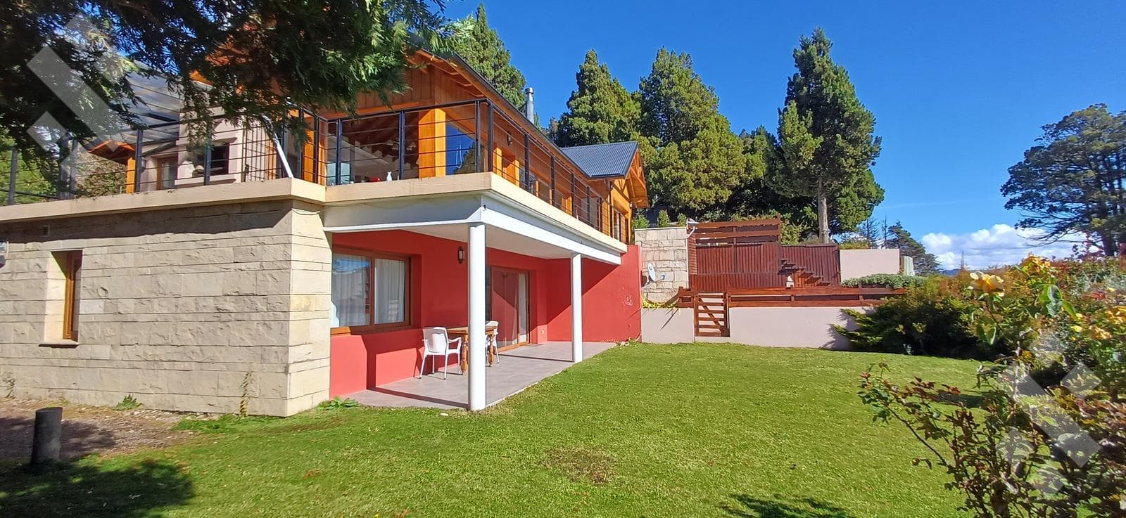3-Bedroom House for Sale - Handel Neighborhood - San Martín de los Andes