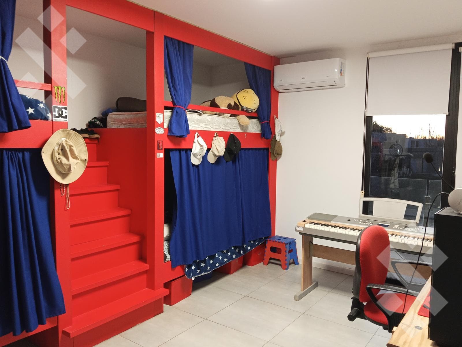 4-BEDROOM HOUSE FOR RENT - LA ZAGALA NEIGHBORHOOD, NEUQUÉN