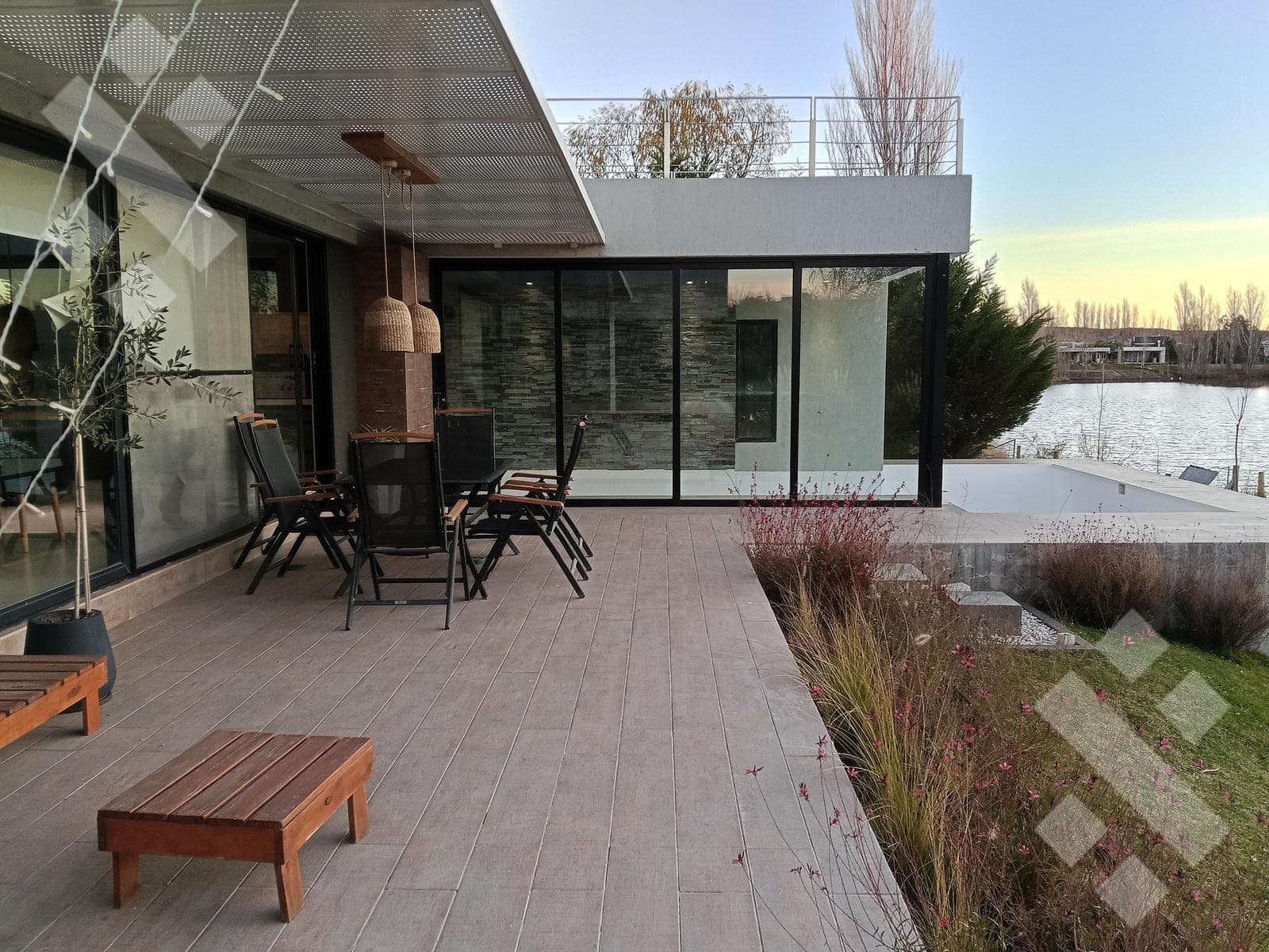 4-BEDROOM HOUSE FOR RENT - LA ZAGALA NEIGHBORHOOD, NEUQUÉN