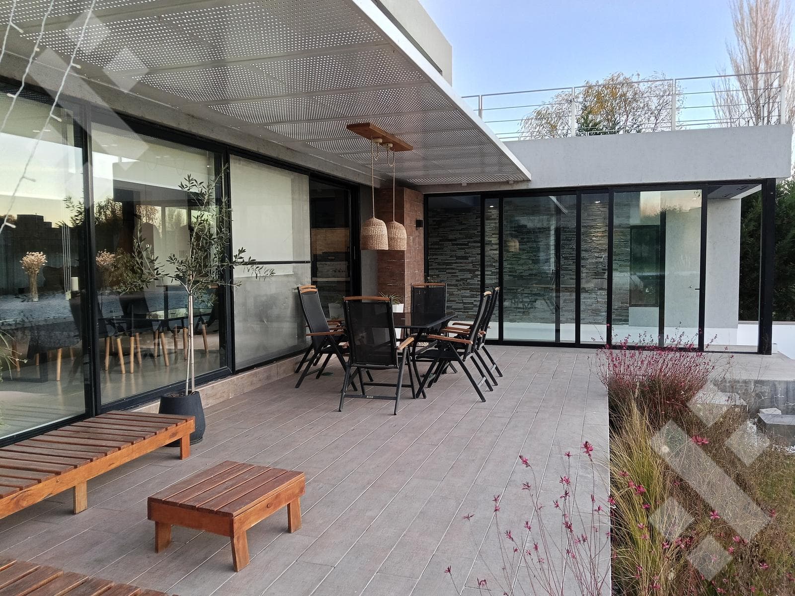 4-BEDROOM HOUSE FOR RENT - LA ZAGALA NEIGHBORHOOD, NEUQUÉN