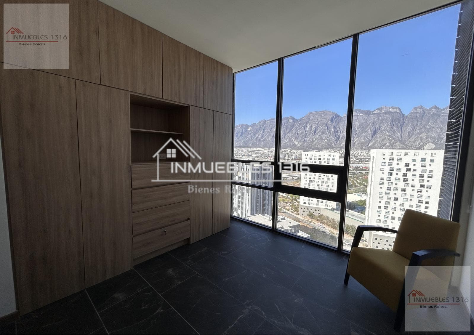 Apartment in Torre Kanat near UDEM and ASFM