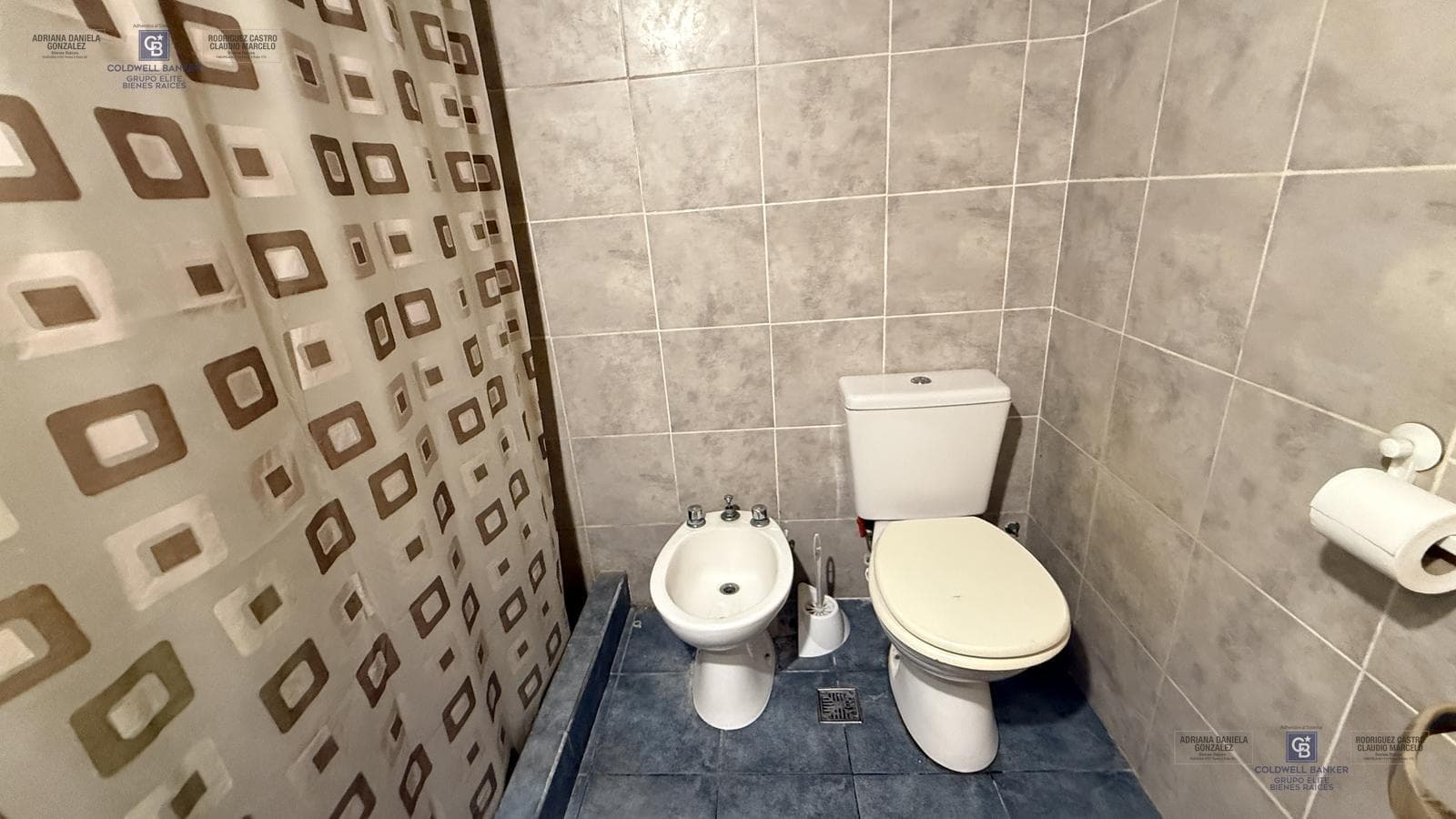 HOUSE FOR SALE: 4 ROOMS, COURTYARD, LOFT, LELOIR PARK, ITUZAINGO