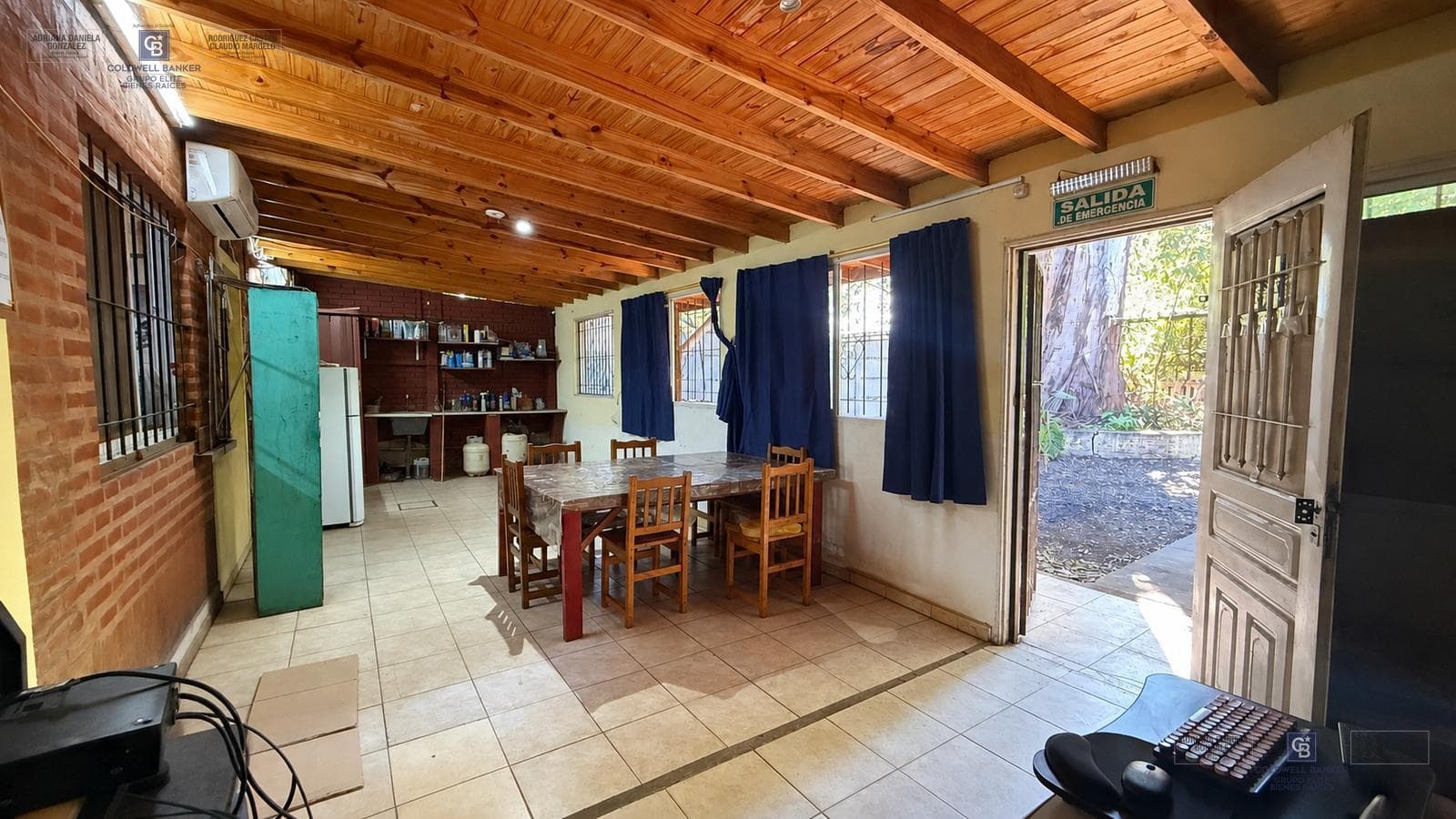 HOUSE FOR SALE: 4 ROOMS, COURTYARD, LOFT, LELOIR PARK, ITUZAINGO
