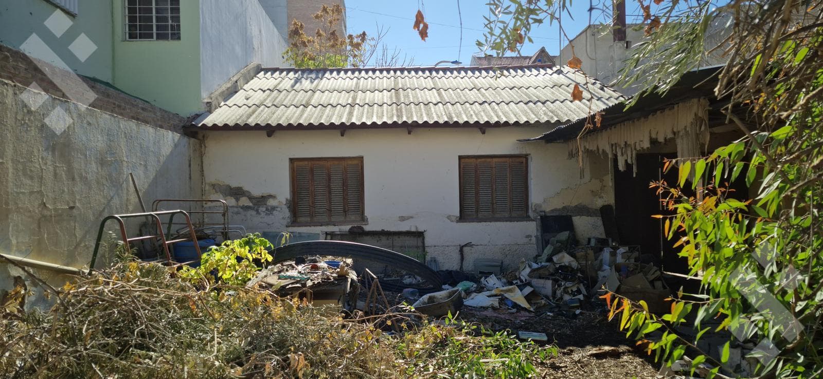 House for Sale on a 500-square-meter Lot | Suitable for Development | 735 Rivadavia, Neuquén