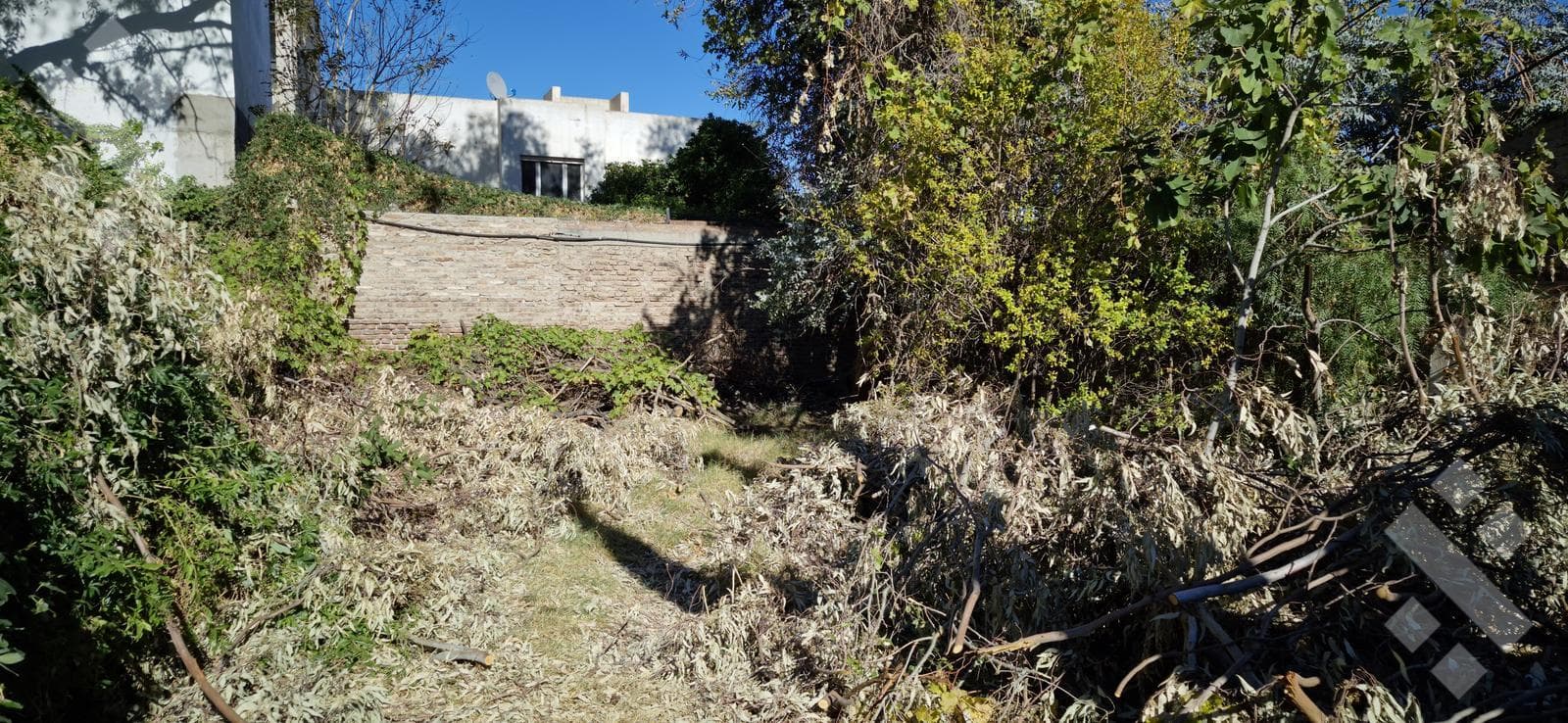 House for Sale on a 500-square-meter Lot | Suitable for Development | 735 Rivadavia, Neuquén