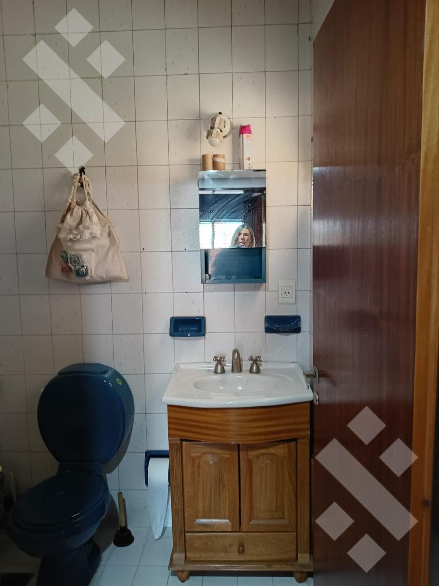 House for Sale - Santa Genoveva Neighborhood - 1400 Islas Malvinas Street